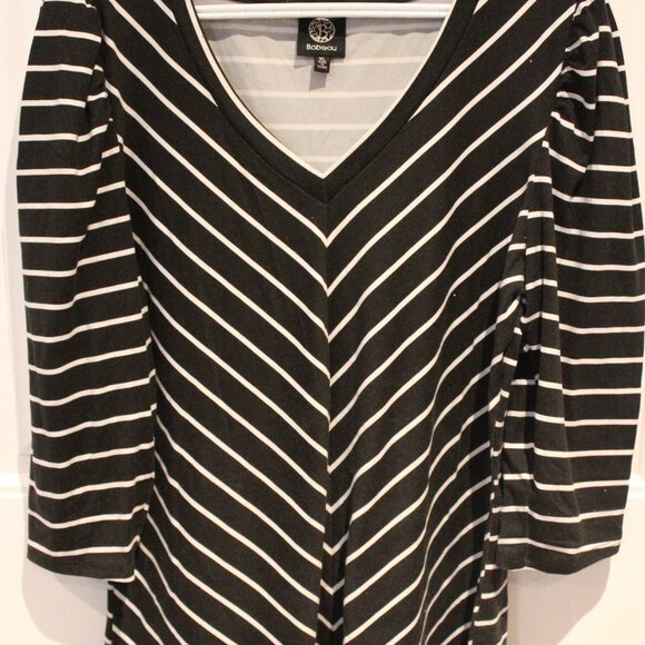 3/$25 🏷 Bobeau Black & White Striped Long Sleeve Size XL - Picture 2 of 2